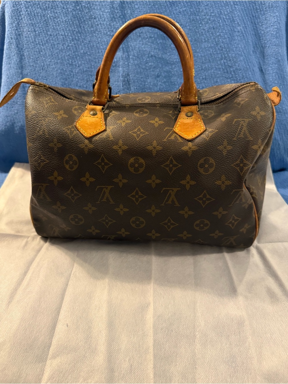 Louis Vuitton Vintage Monogram Speedy 30 - Picture 4 of 11